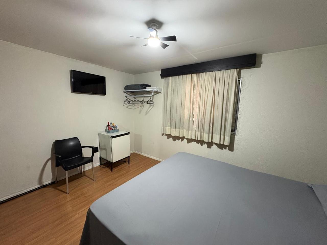 Double Room Private Bathroom