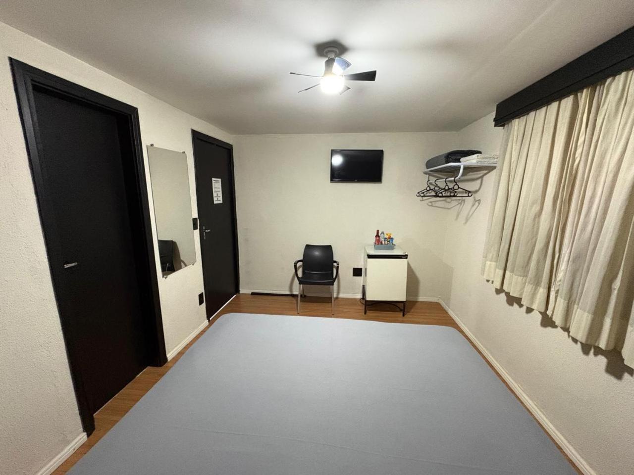 Double Room Private Bathroom
