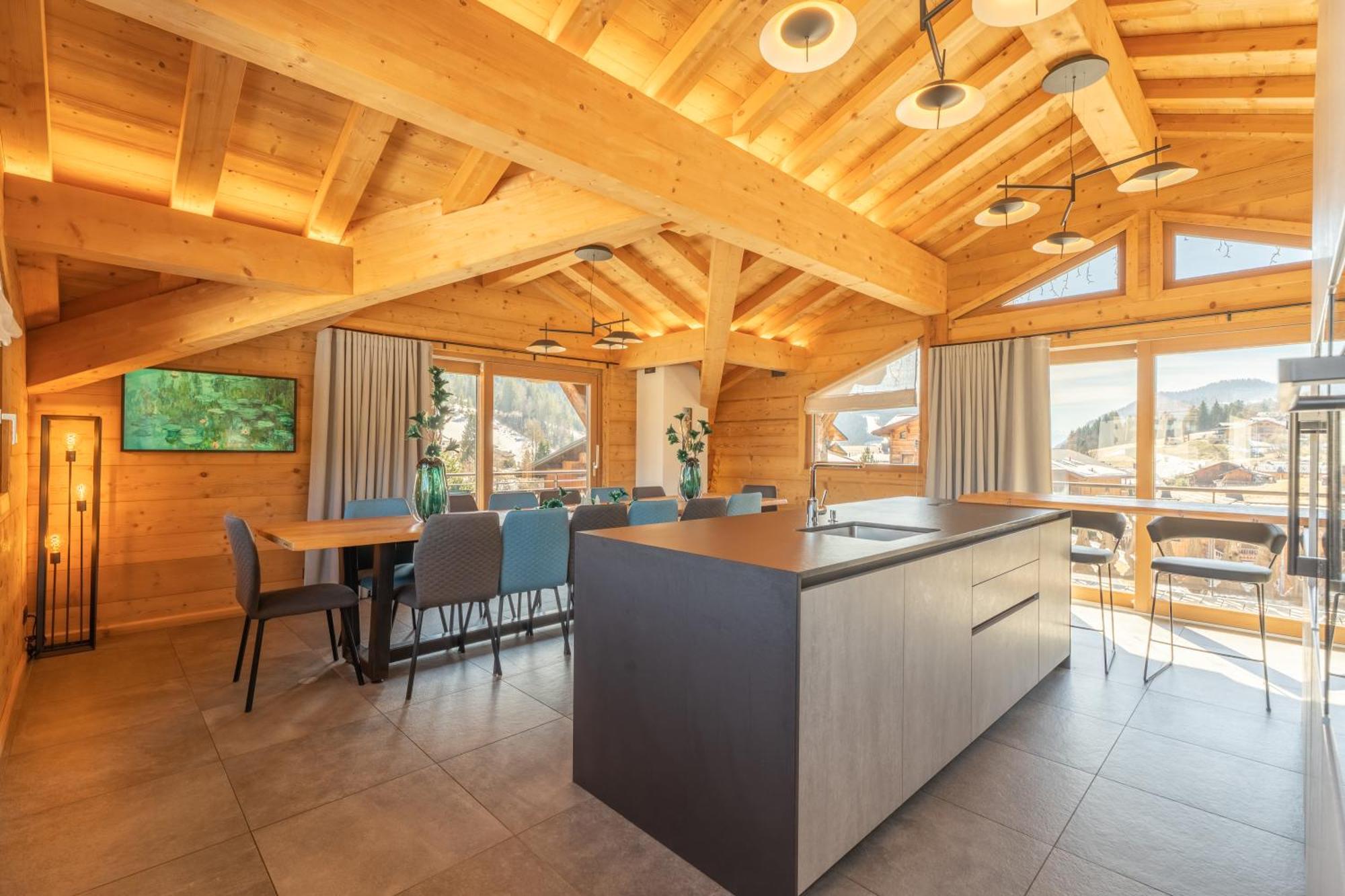 Superior Chalet