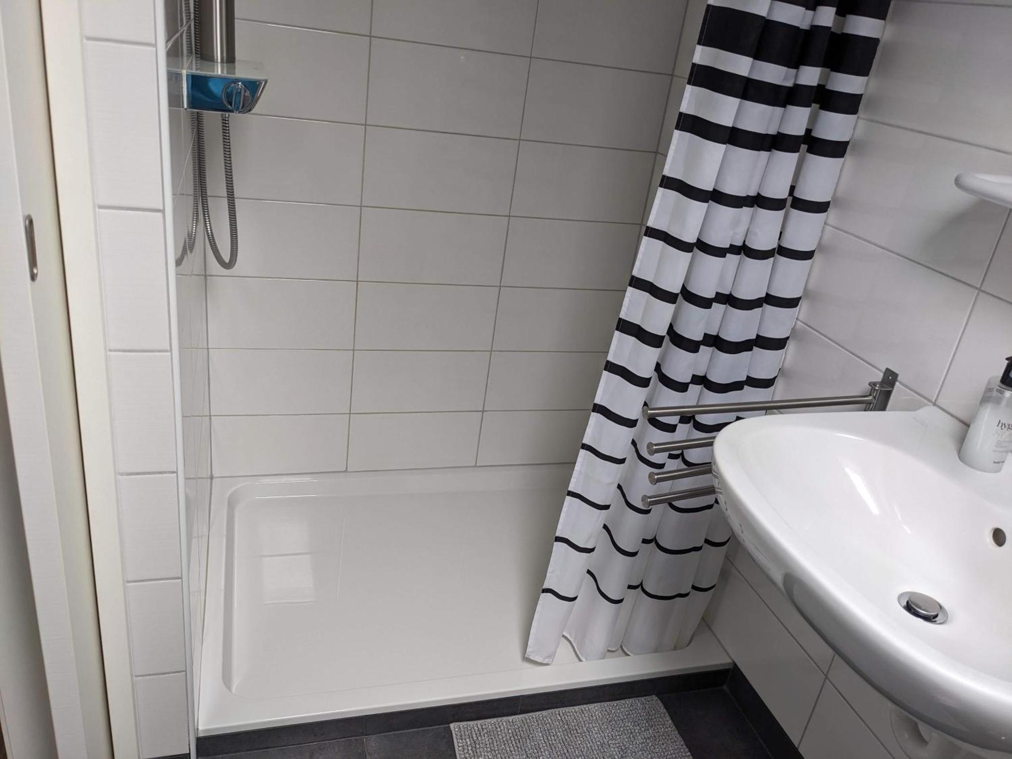 Quadruple Room Private Bathroom