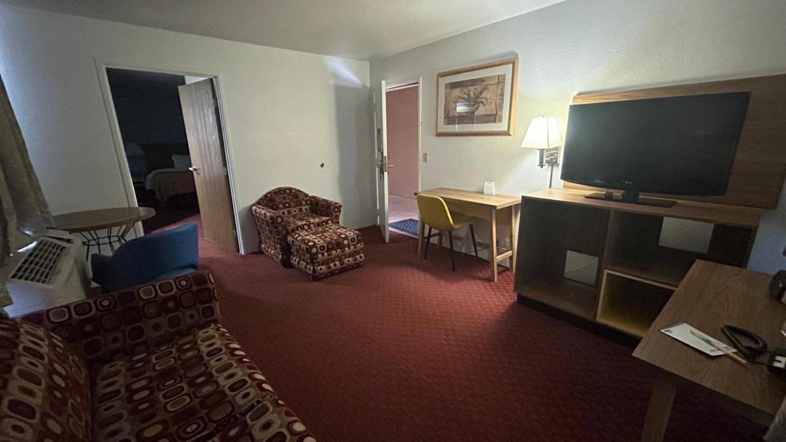 King Room - Mobility Access/Non-Smoking