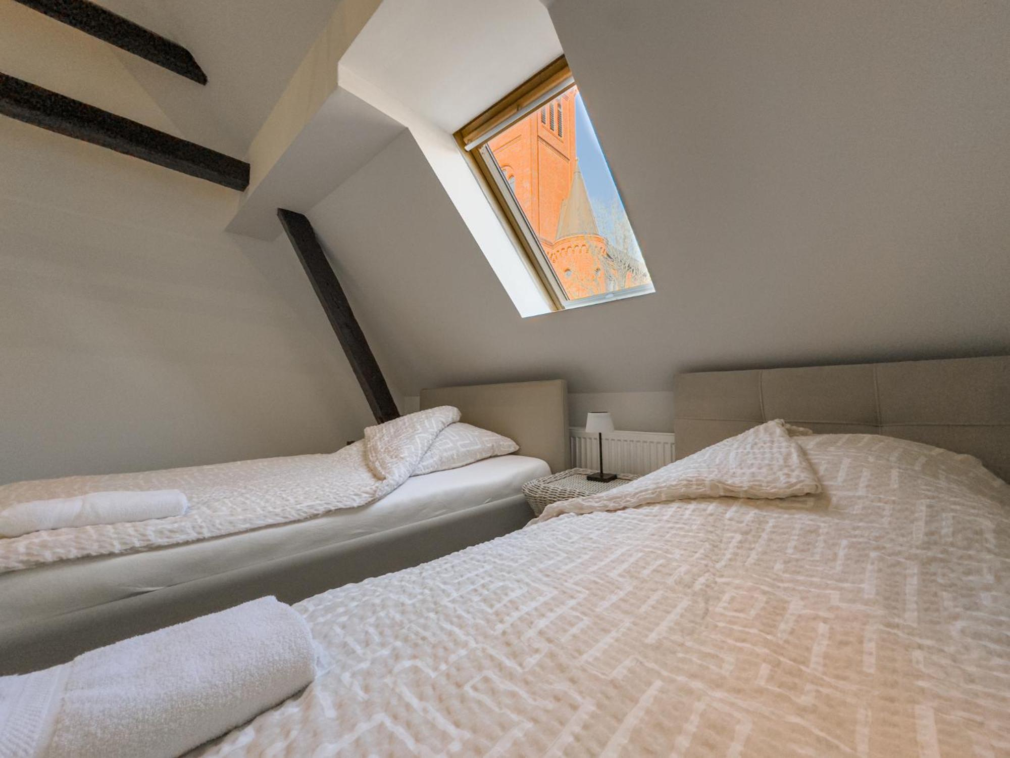 Standard Twin Room,1758870532:JPEG