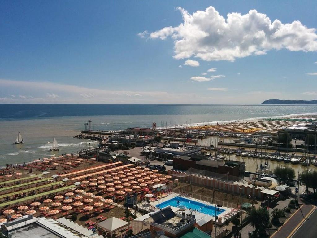 Double or Twin Room Balcony Sea View,324834667:JPEG