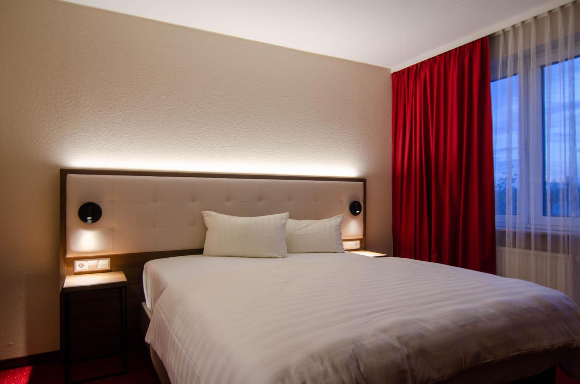 Comfort Queen Room