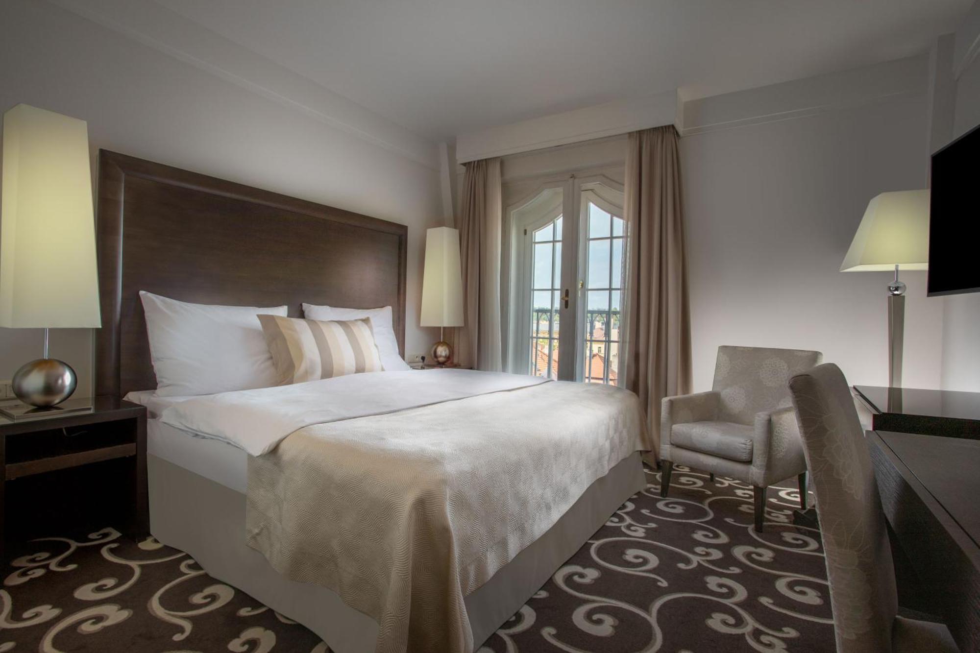 Double or Twin Room City View