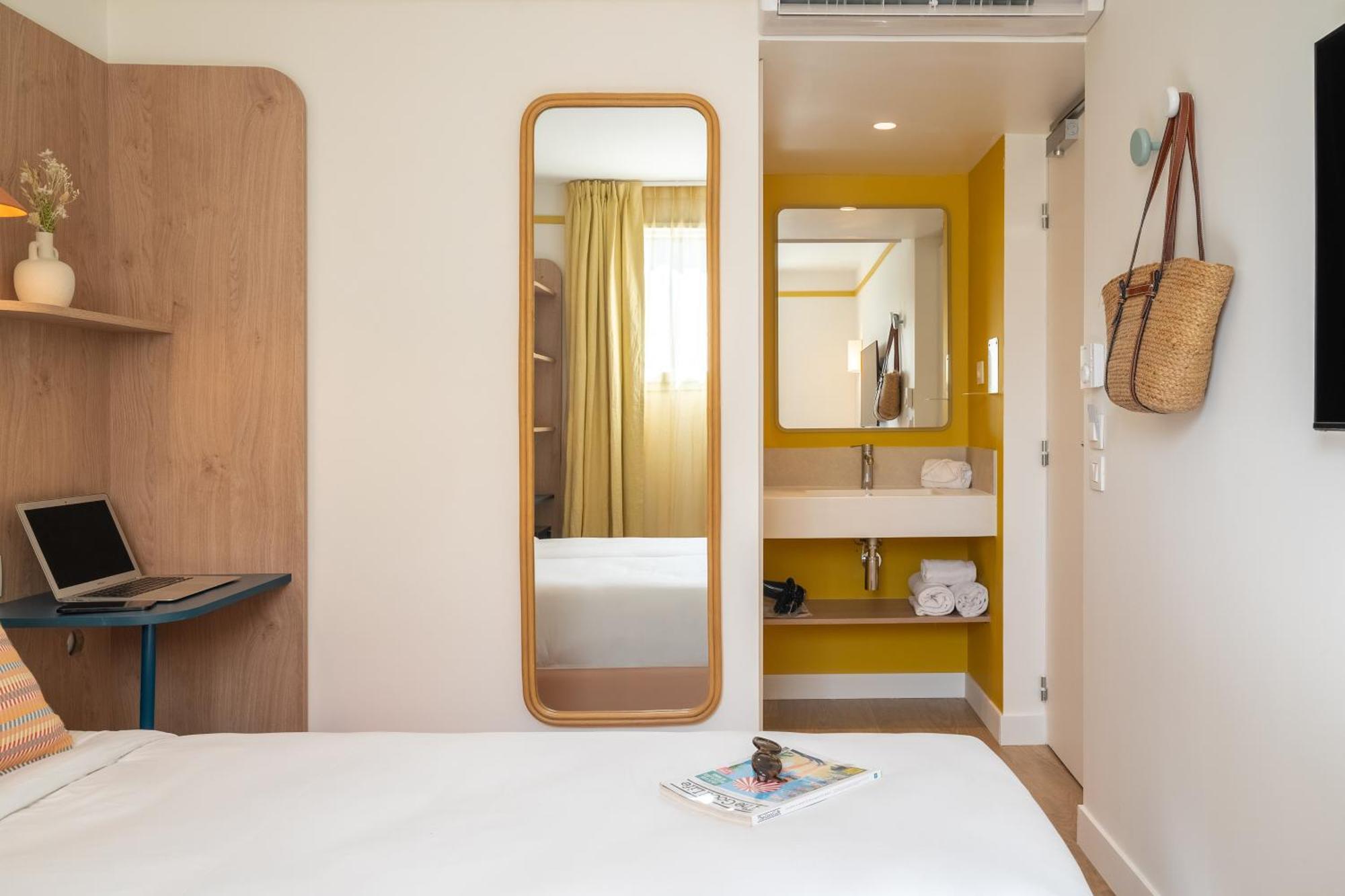 Standard Double Room,1765163215:JPEG