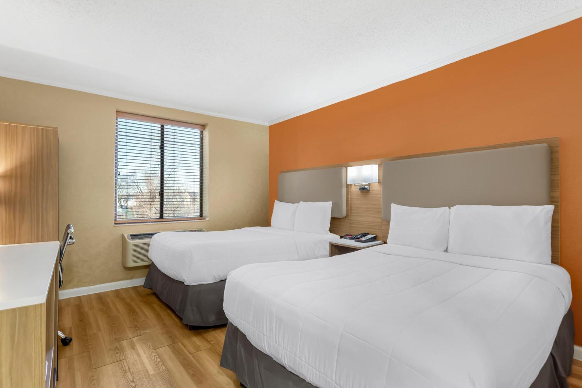 Standard Queen Room Two Queen Beds Non-Smoking