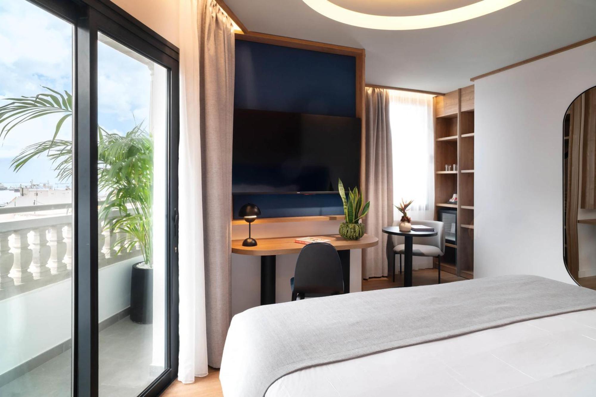 Double or Twin Room Balcony
