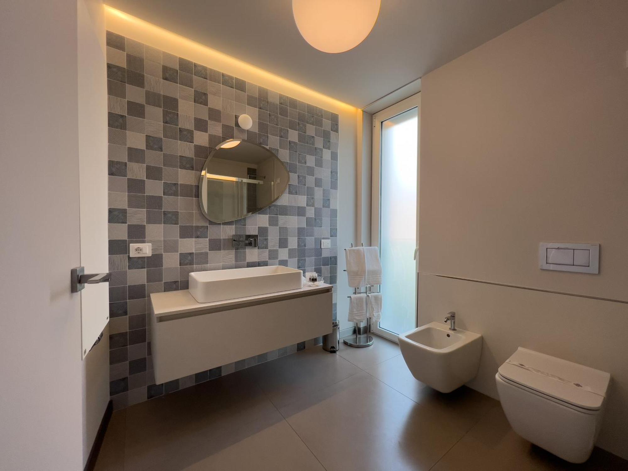 One-Bedroom Deluxe Apartment,1765173110:JPEG