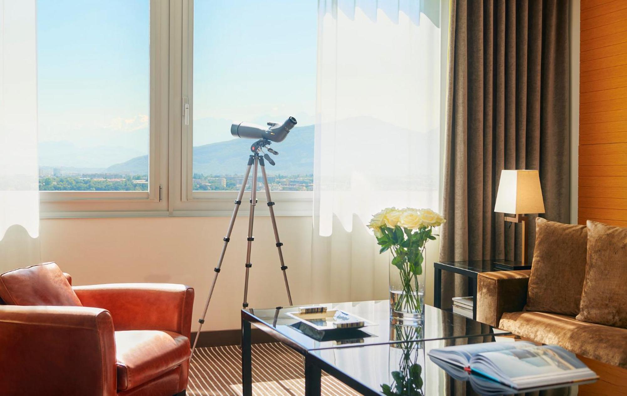 Panoramic Suite Lake View,1765173905:JPEG