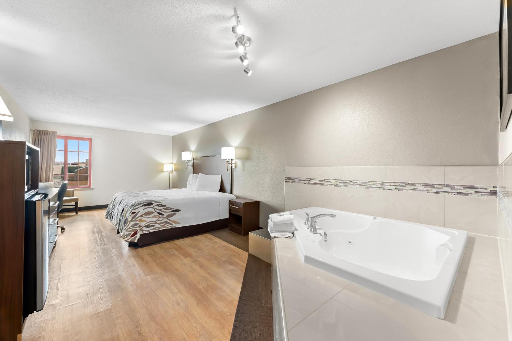 King Suite Spa Bath Non-Smoking