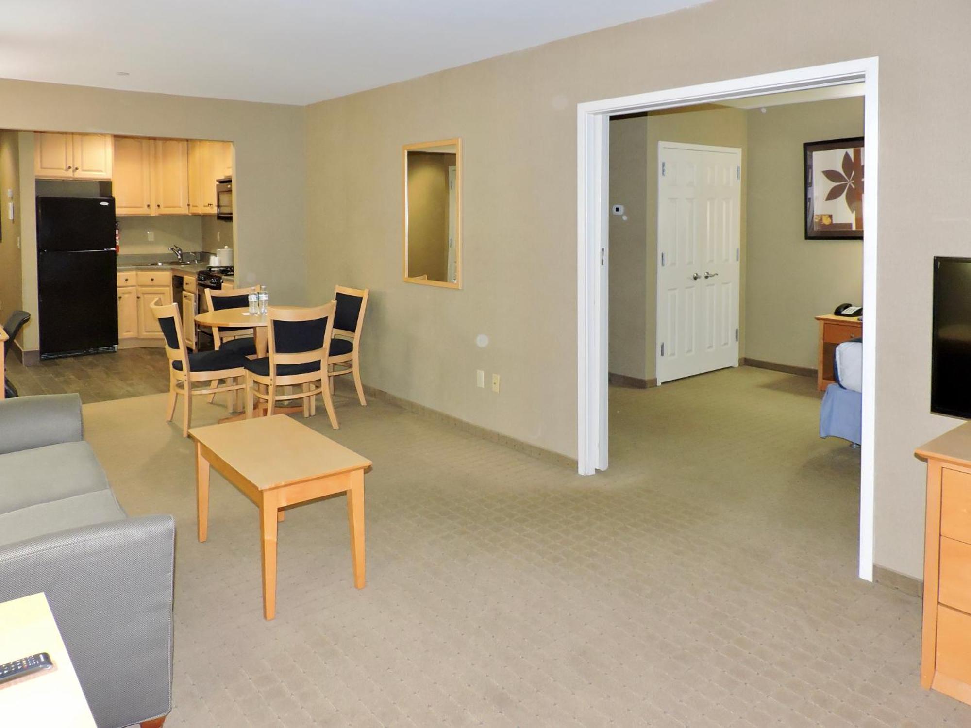 One-Bedroom Suite