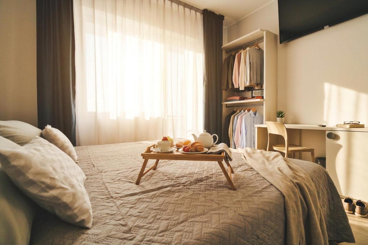Double or Twin Room Sea View