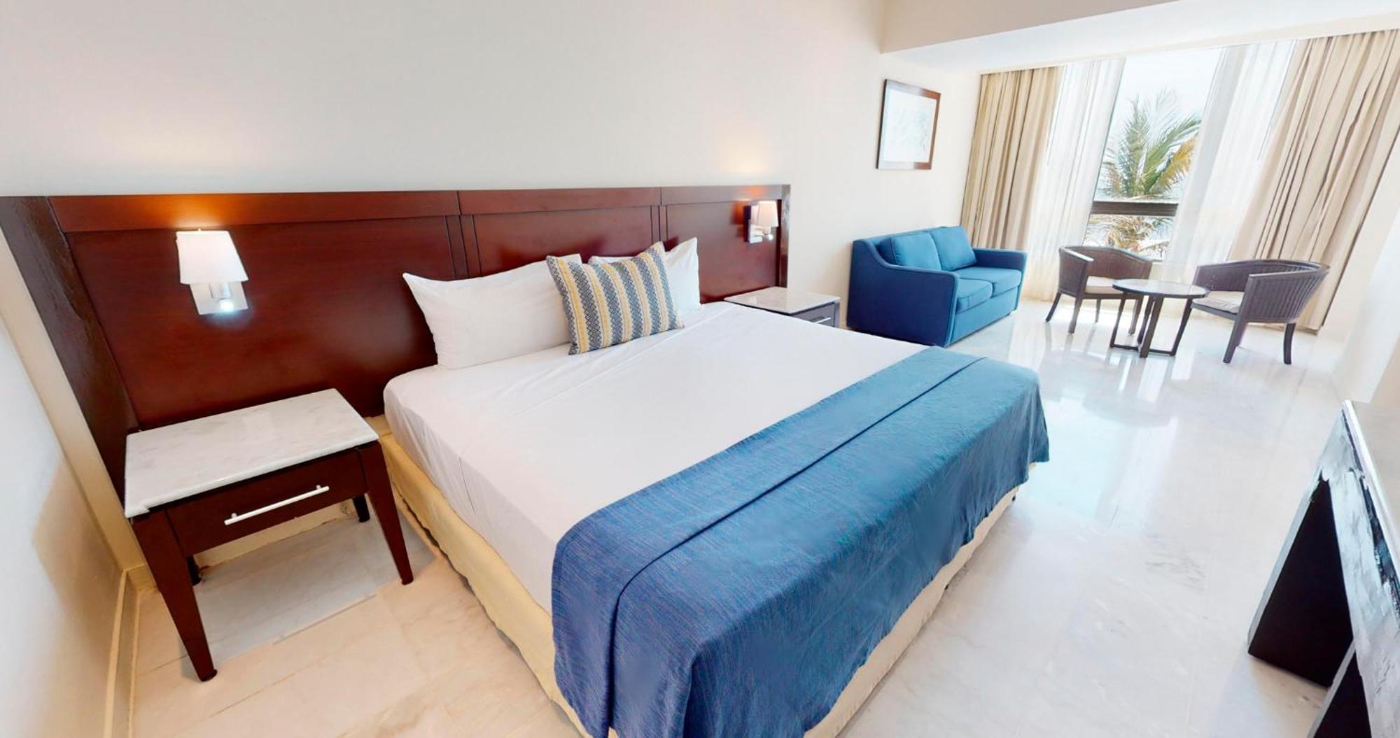 Standard King Room Ocean View