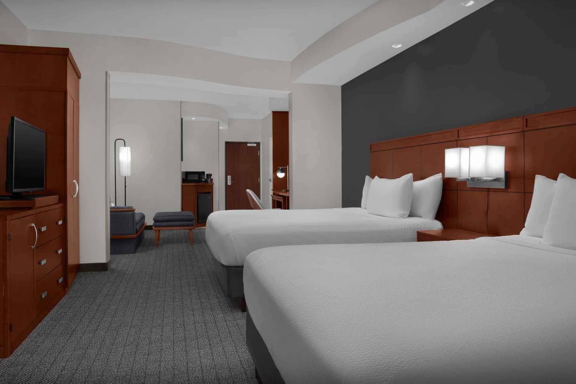 Queen Room Two Queen Beds