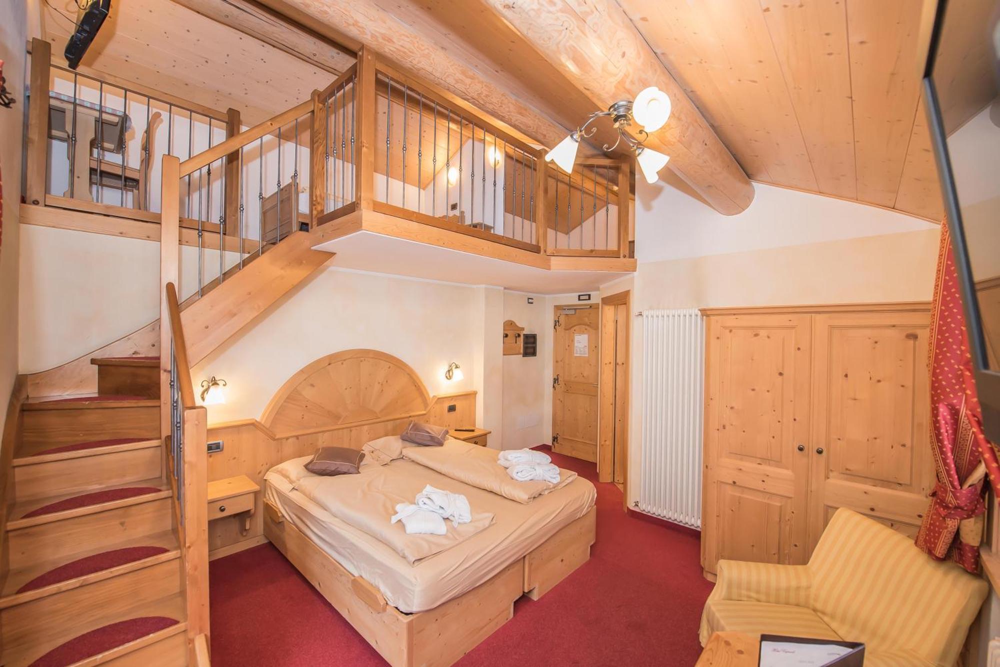 Duplex Quadruple Room