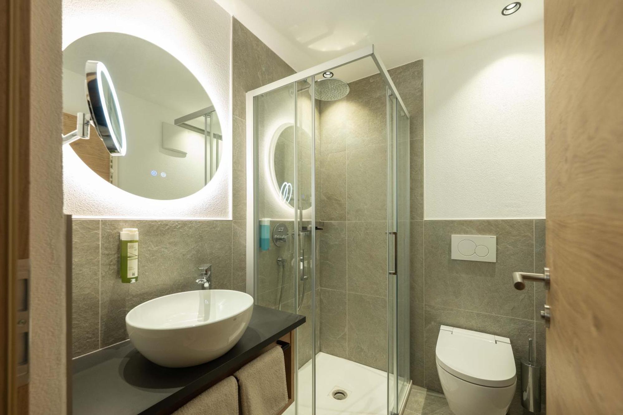 Double or Twin Room,1765217398:JPEG