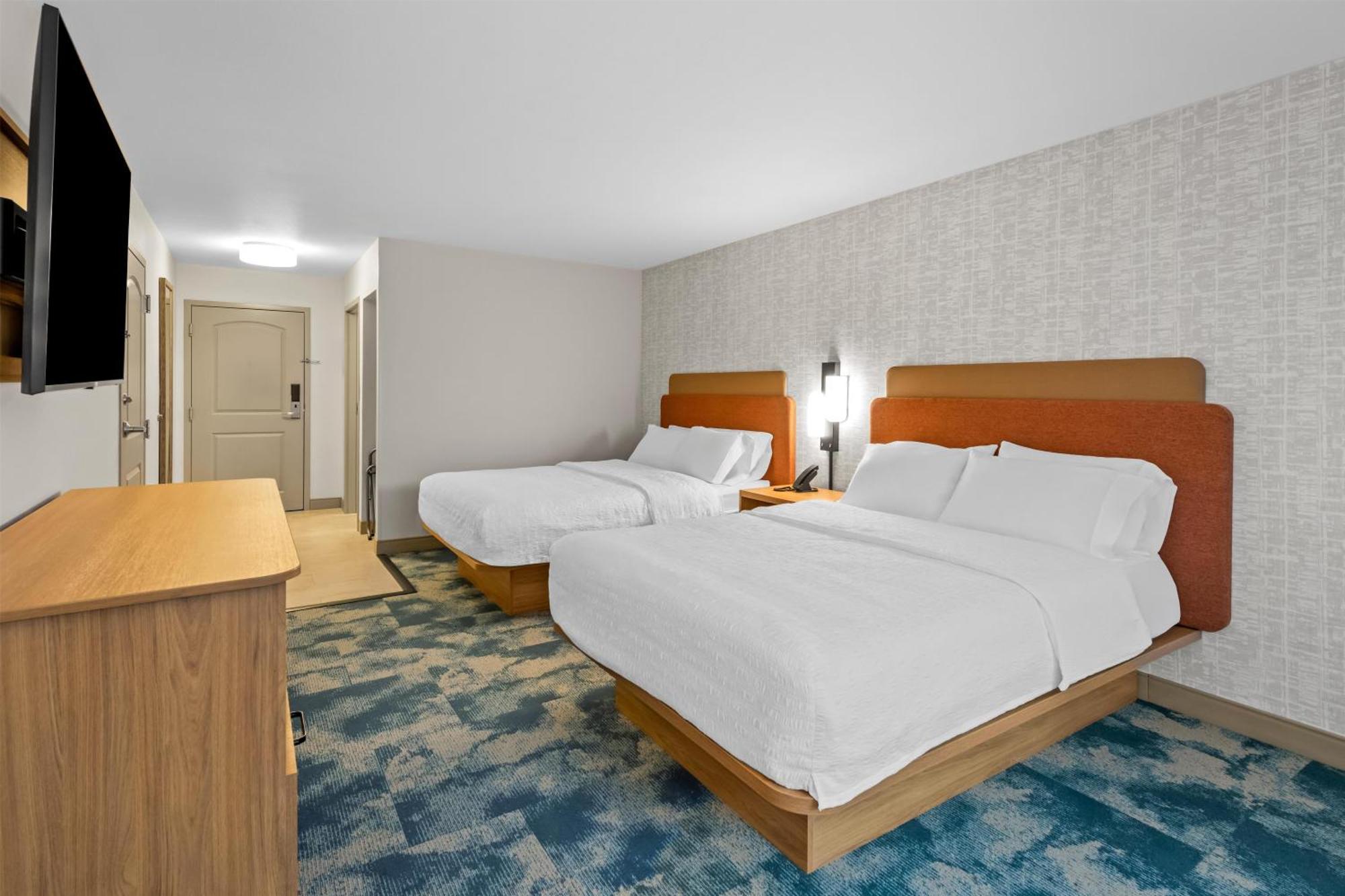 Room Two Queen Beds Non-Smoking