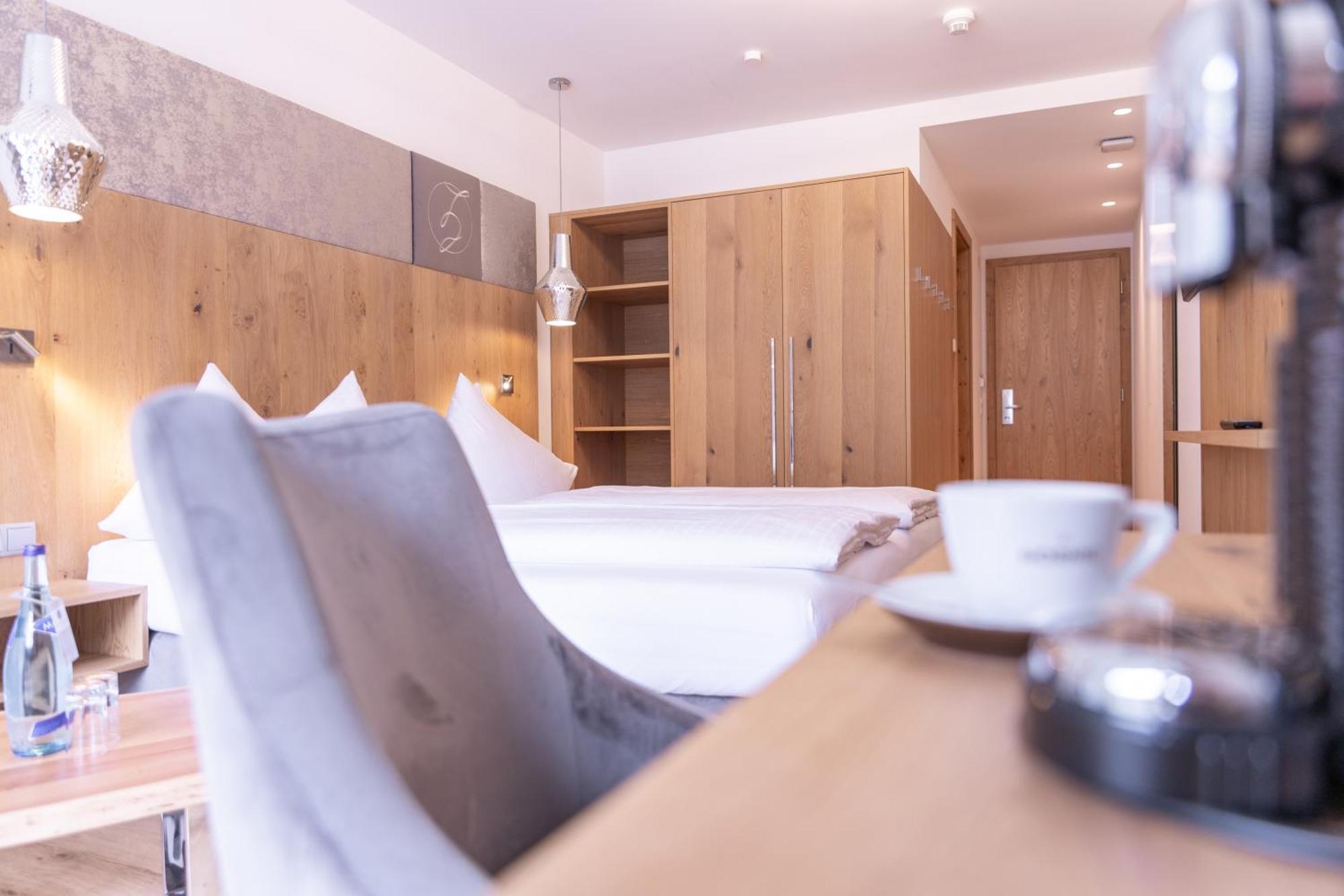 Basic Double Room limited view