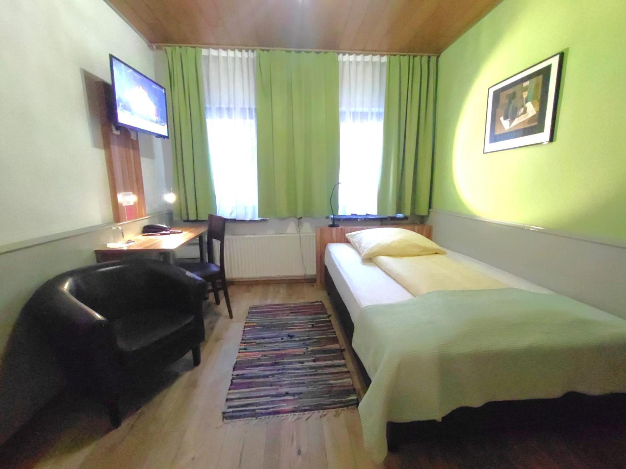 Comfort Single Room