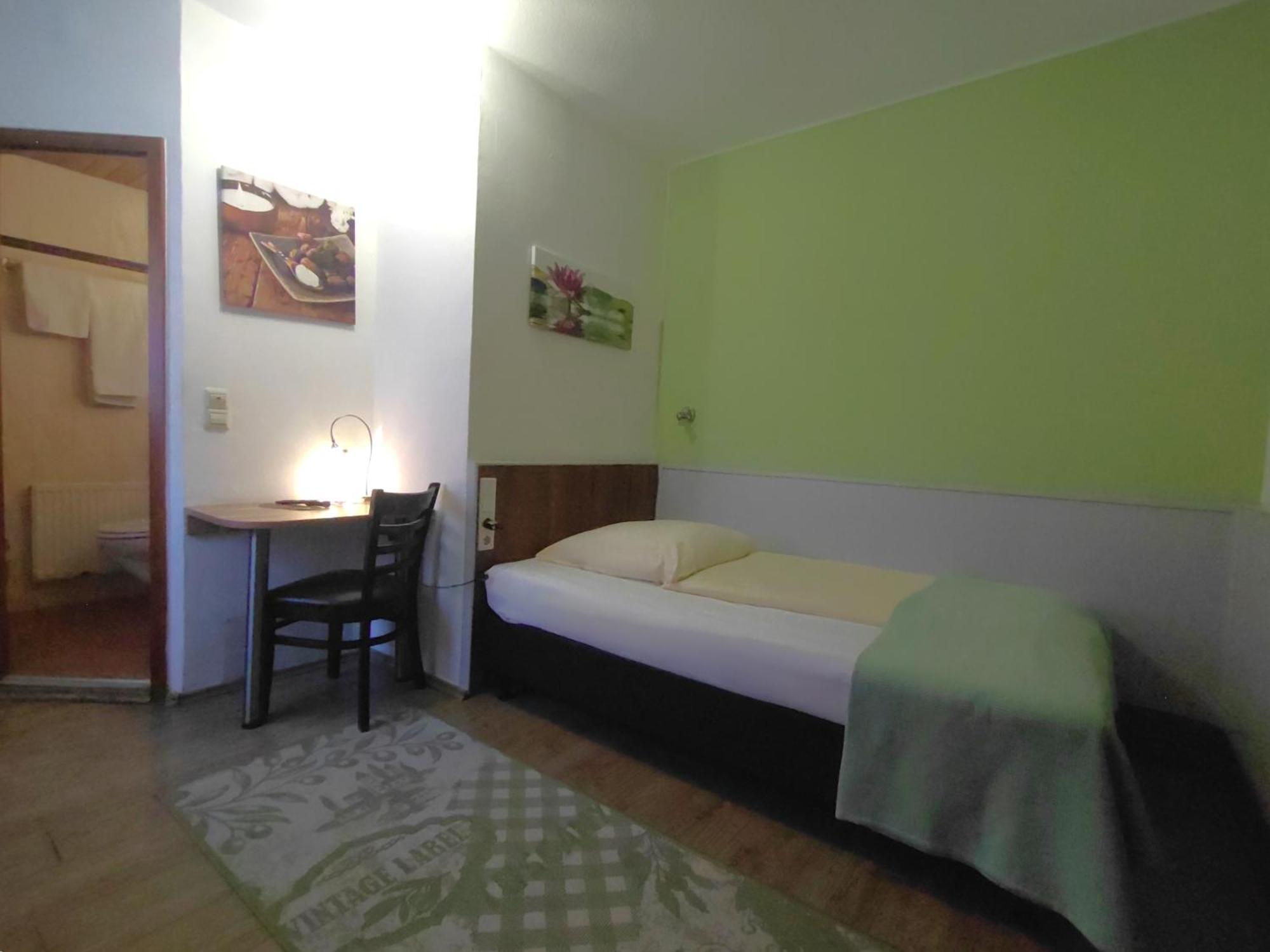 Comfort Single Room