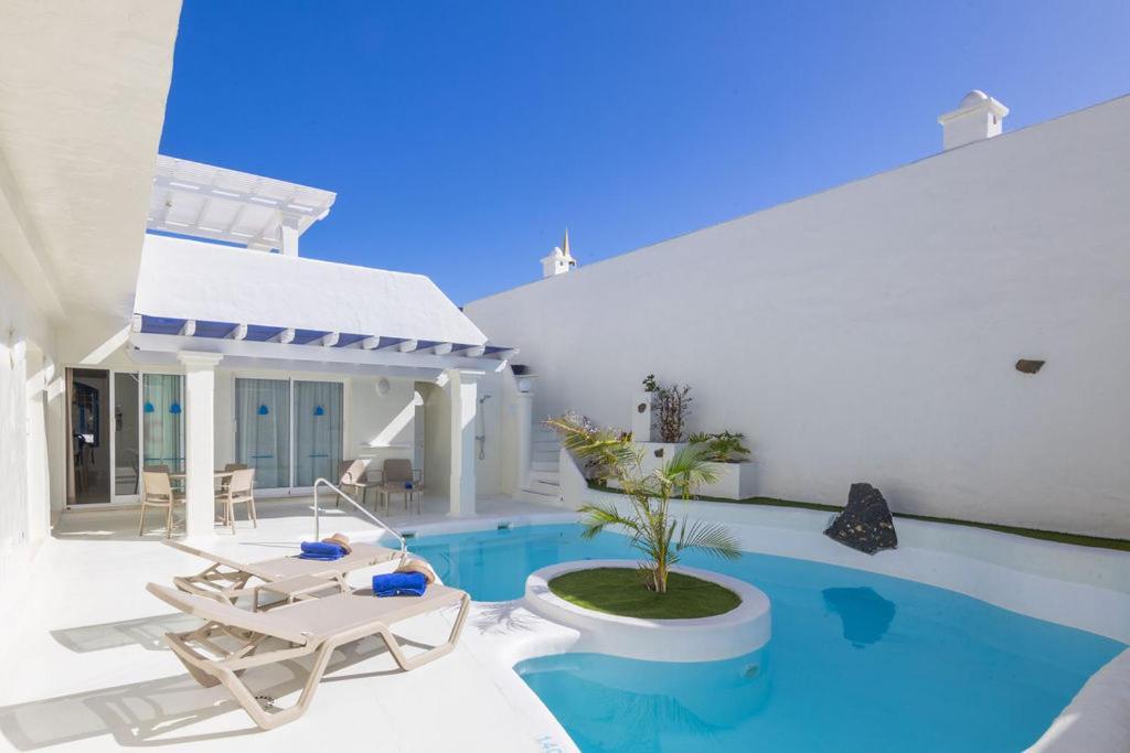 Three-Bedroom Royal Villa