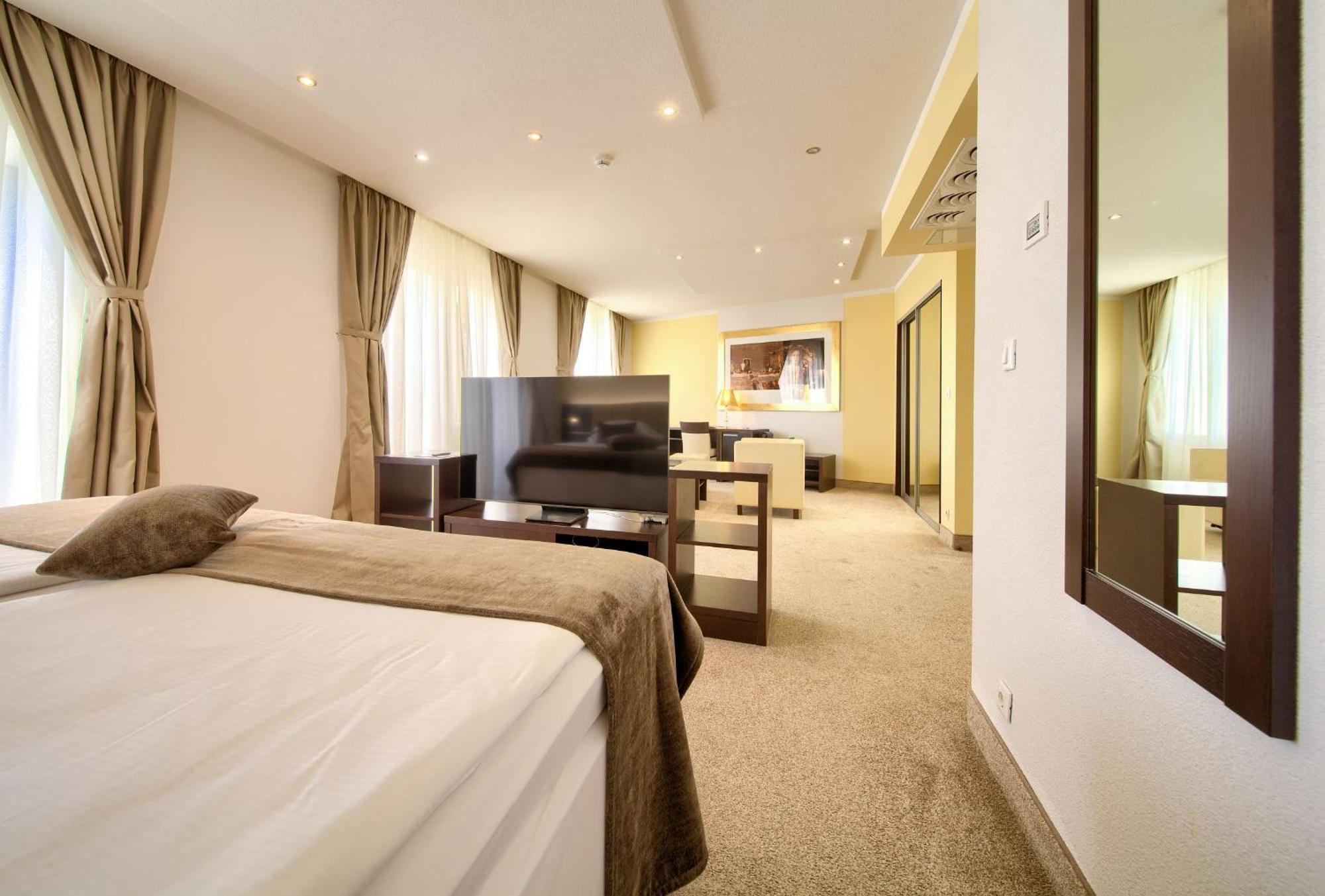 Deluxe Suite Sea View