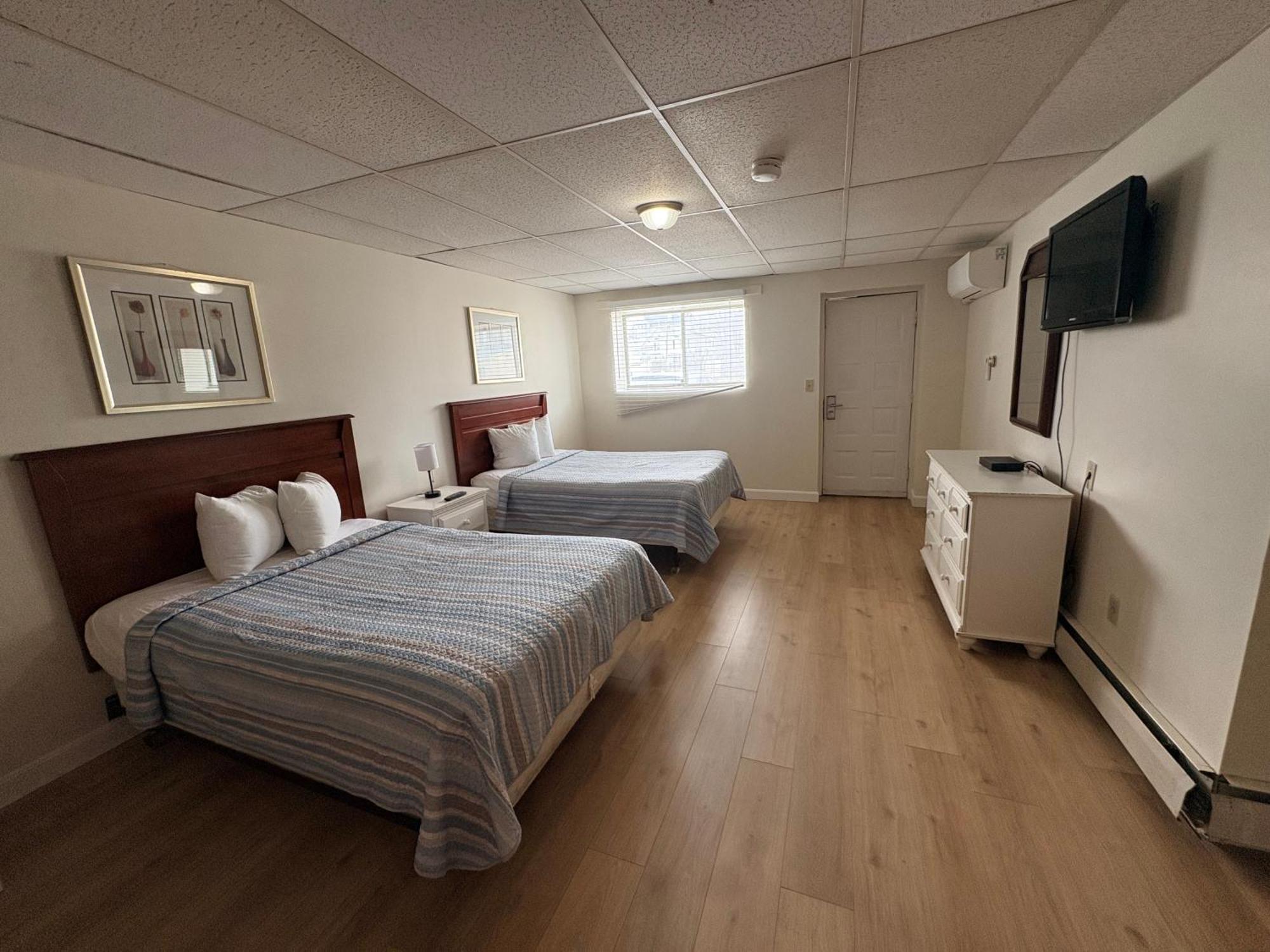 Standard Room Kitchenette