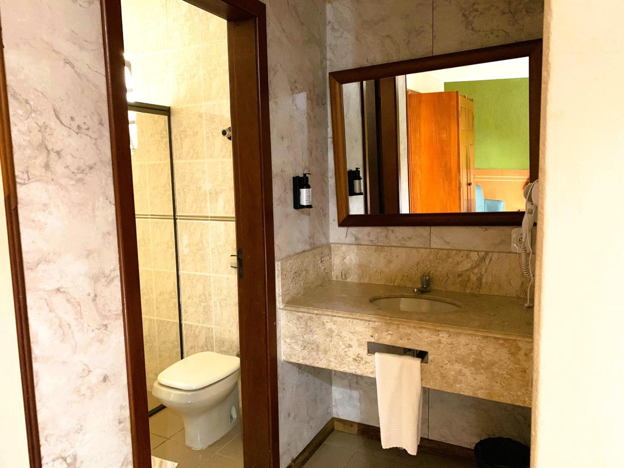 Double or Twin Room Disability Access