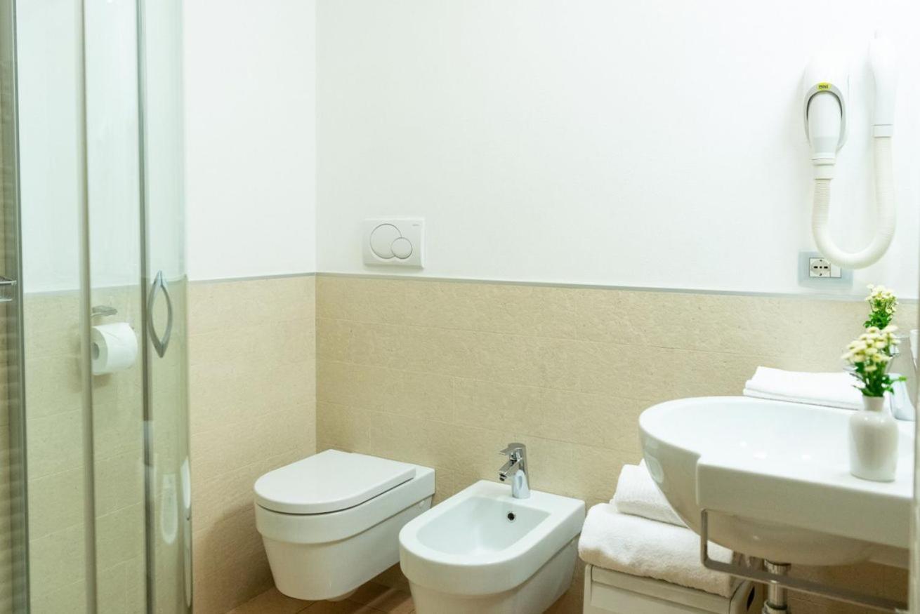 Double or Twin Room Puccini