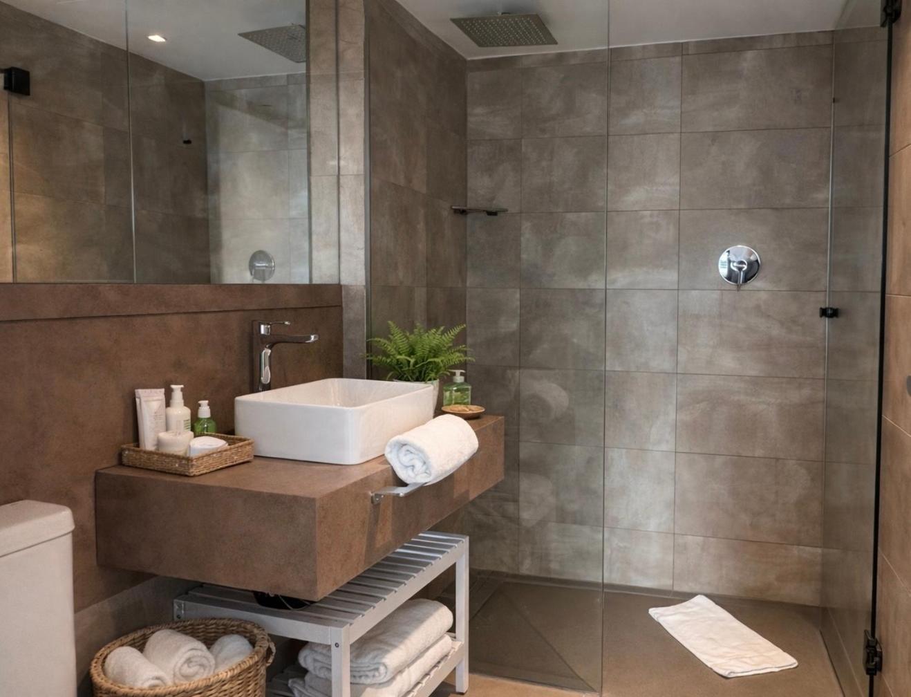 Double or Twin Room Balcony