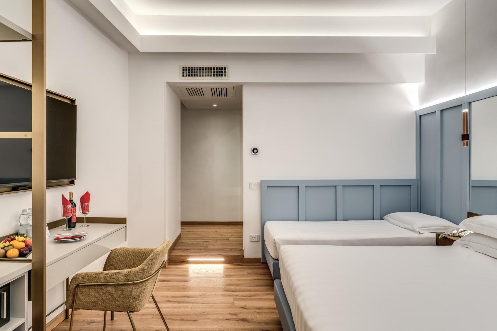 Deluxe Quadruple Room