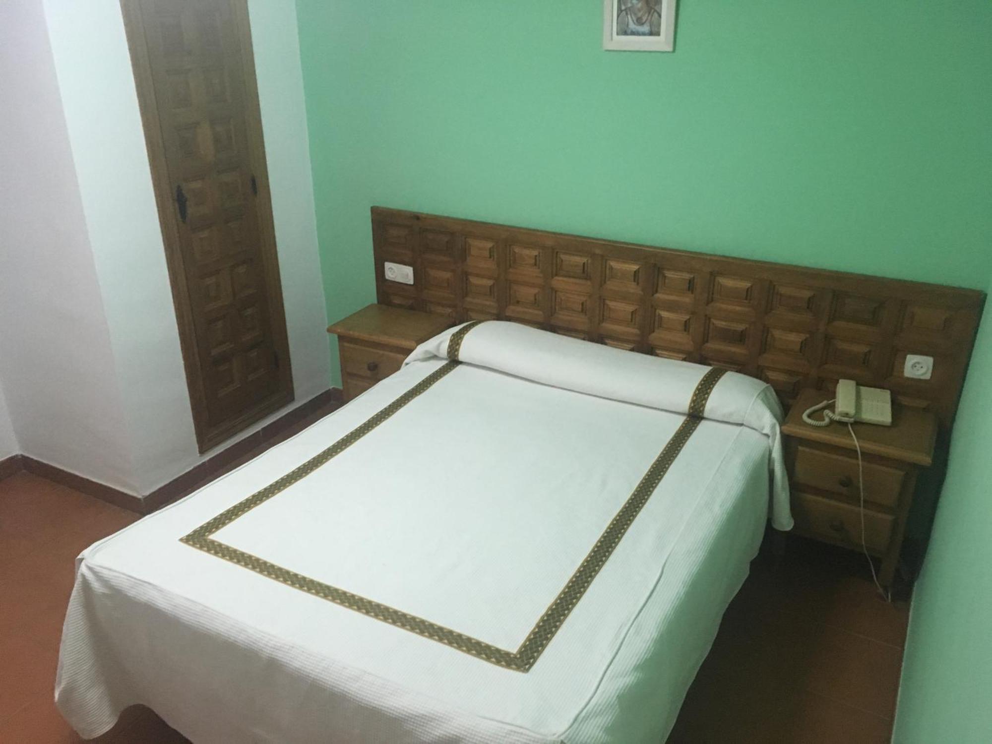 Small Single Room