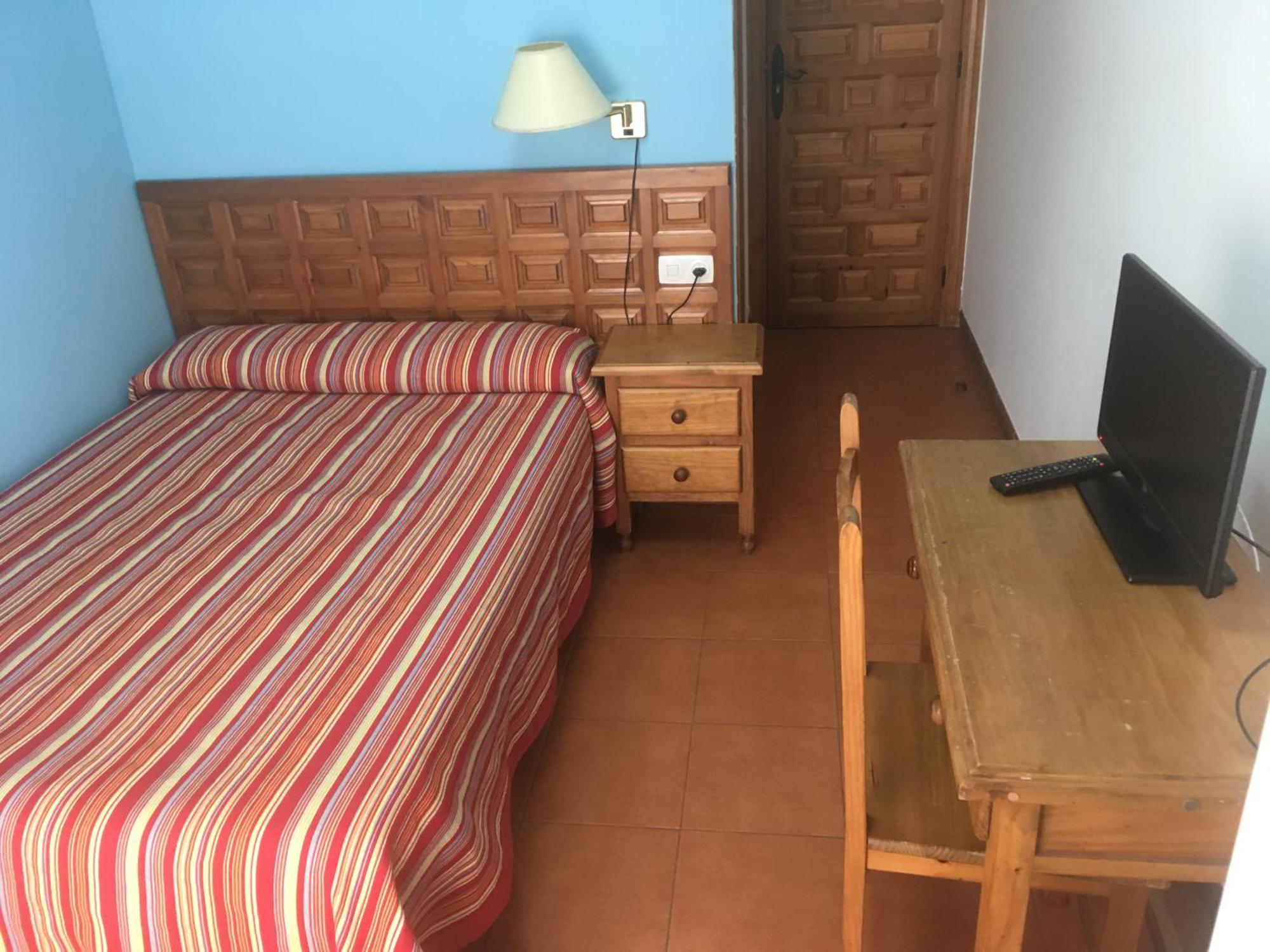 Small Single Room