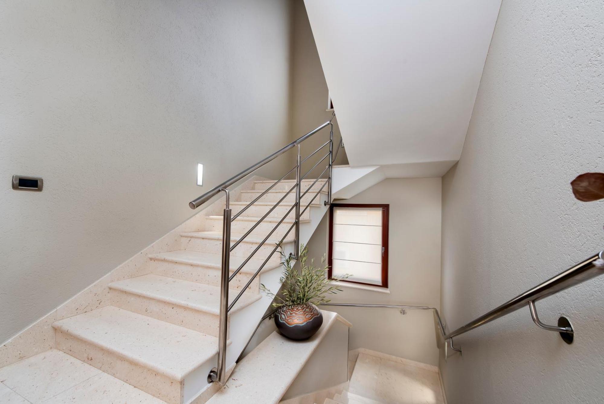 Studio Balcony