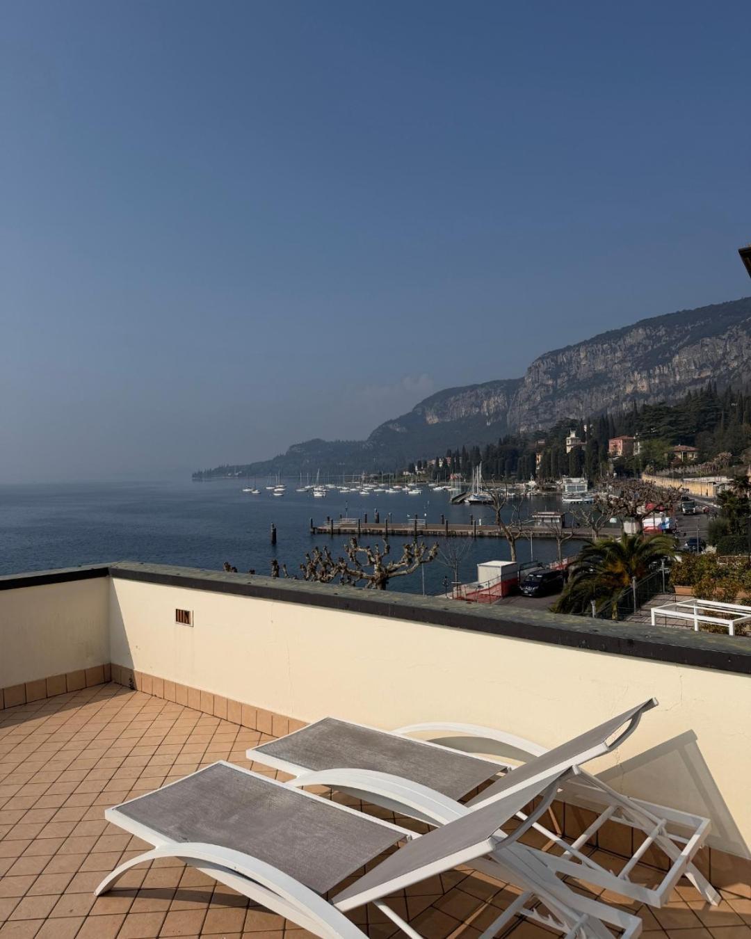 Double Room Terrace Lake View