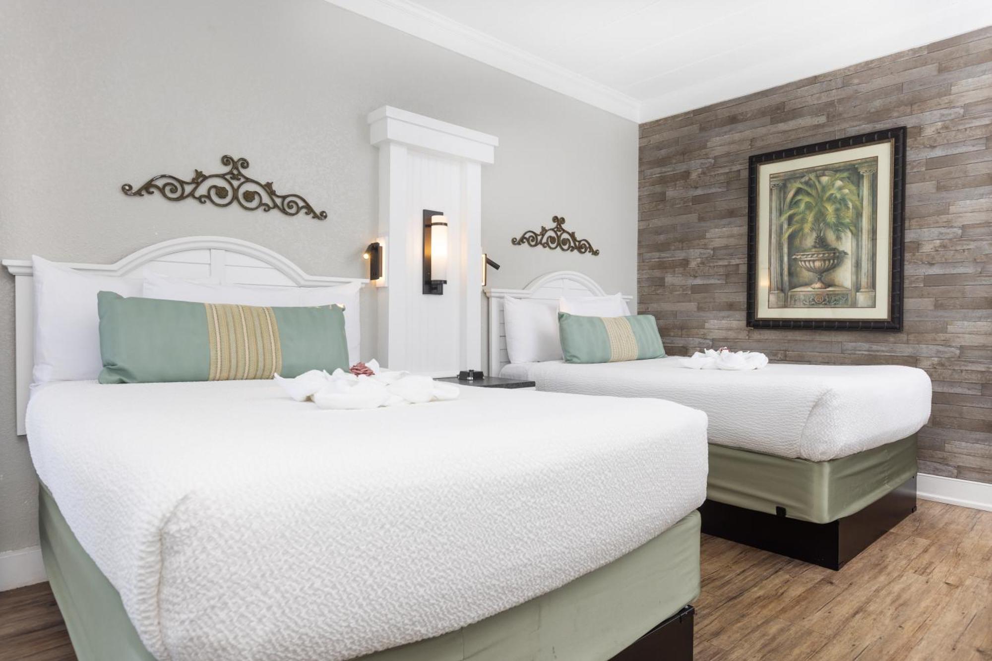 2 Double Bed Efficiency Pool View Exterior Entrance