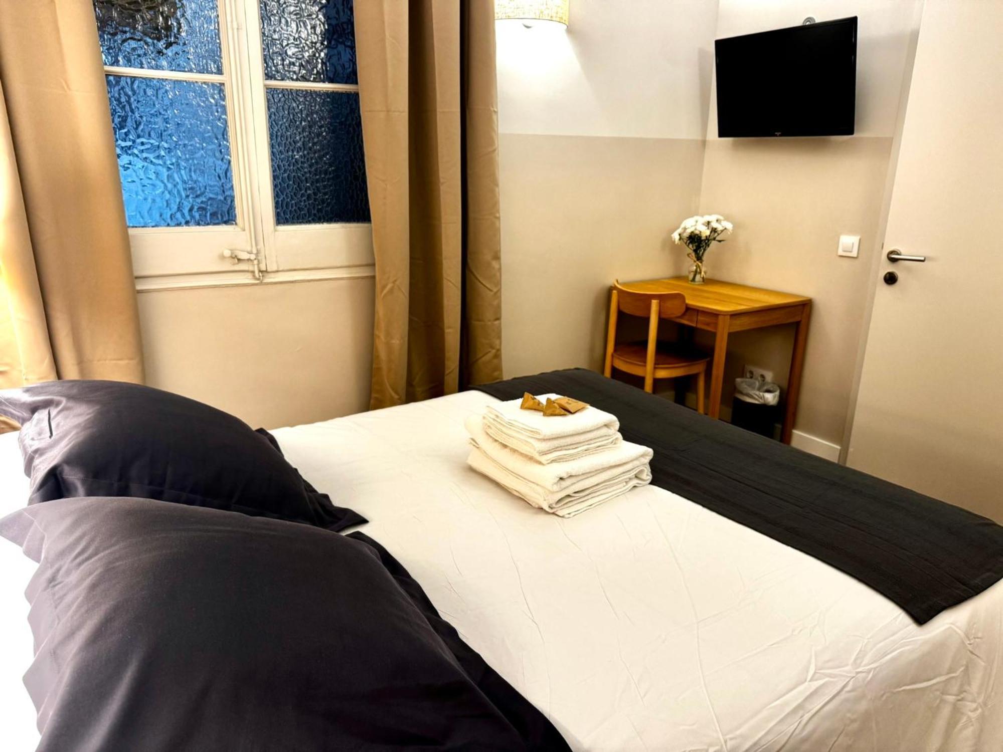 Economy Double Room external bathroom