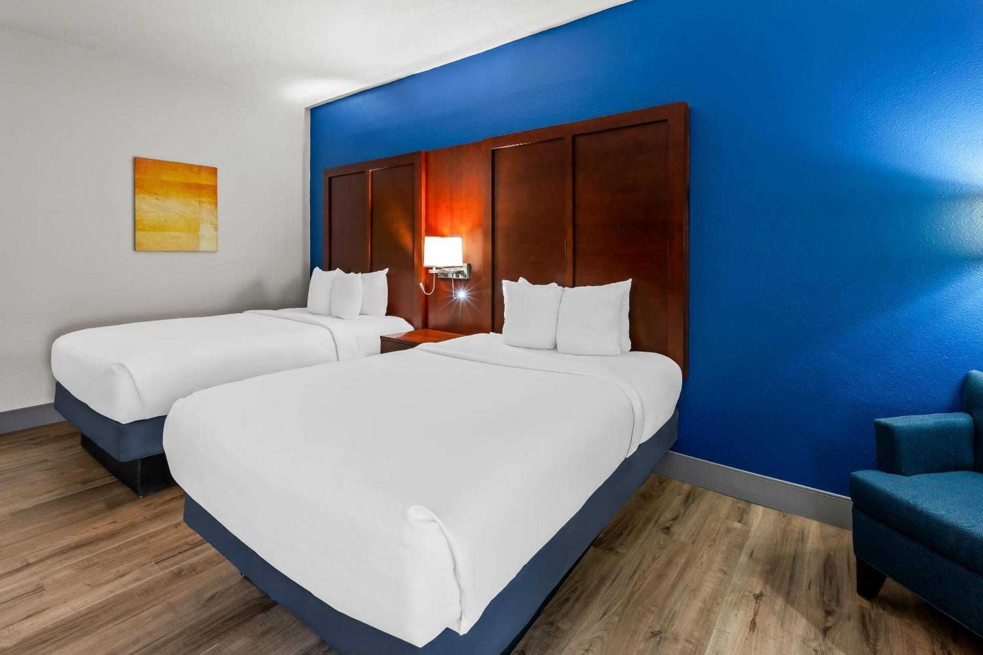 Double Room with Two Double Beds - Non-Smoking
