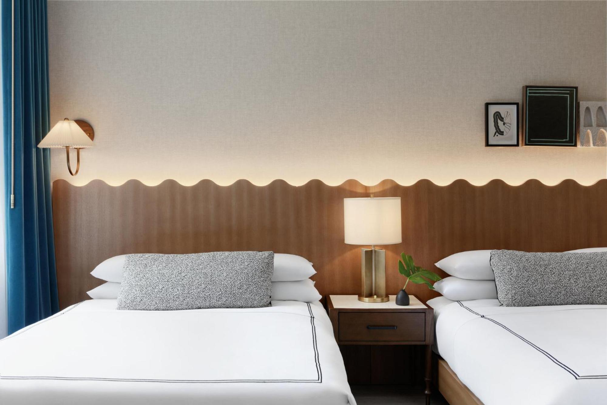 One-Bedroom Queen Suite,1765328354:JPEG