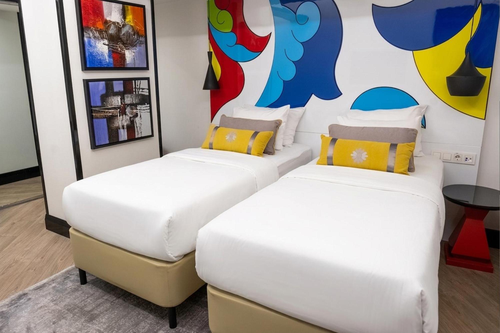 Standard Twin Room