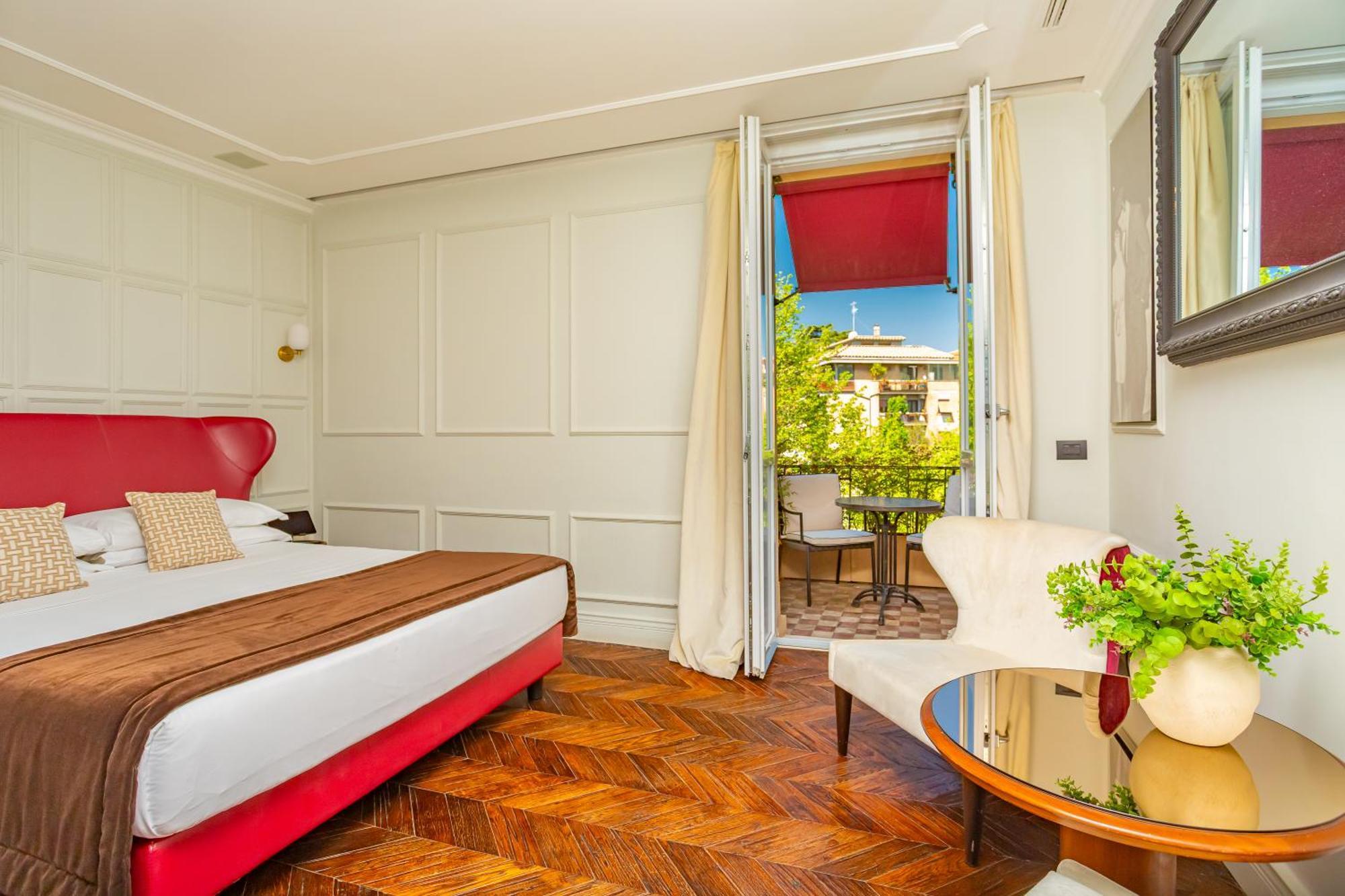 Superior Double Room,1765354888:JPEG