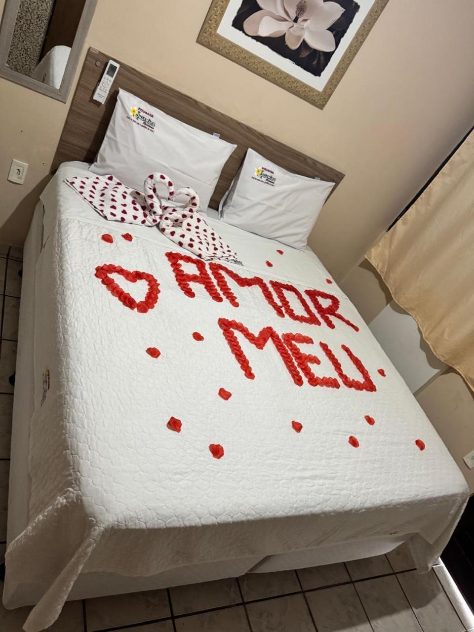 Deluxe Double Room Shower
