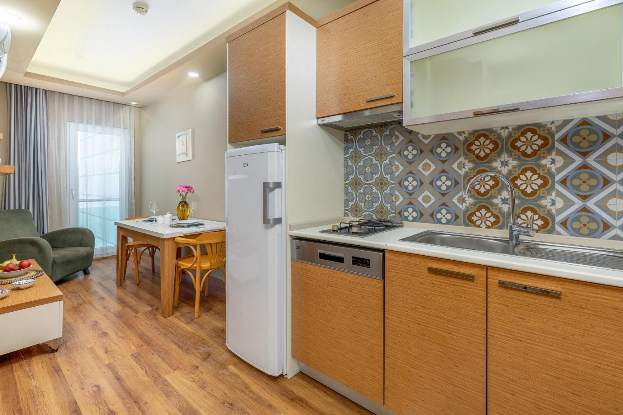 Studio Apartment