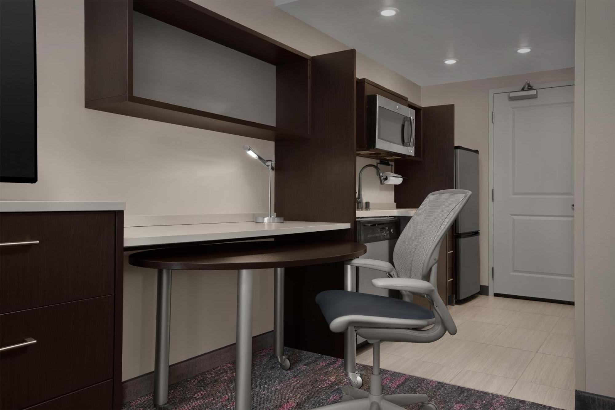 King Studio Suite Non-Smoking