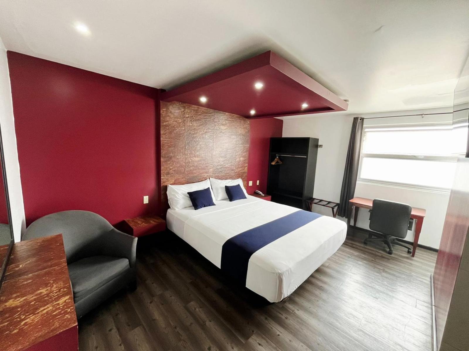 King Room,1765455385:JPEG