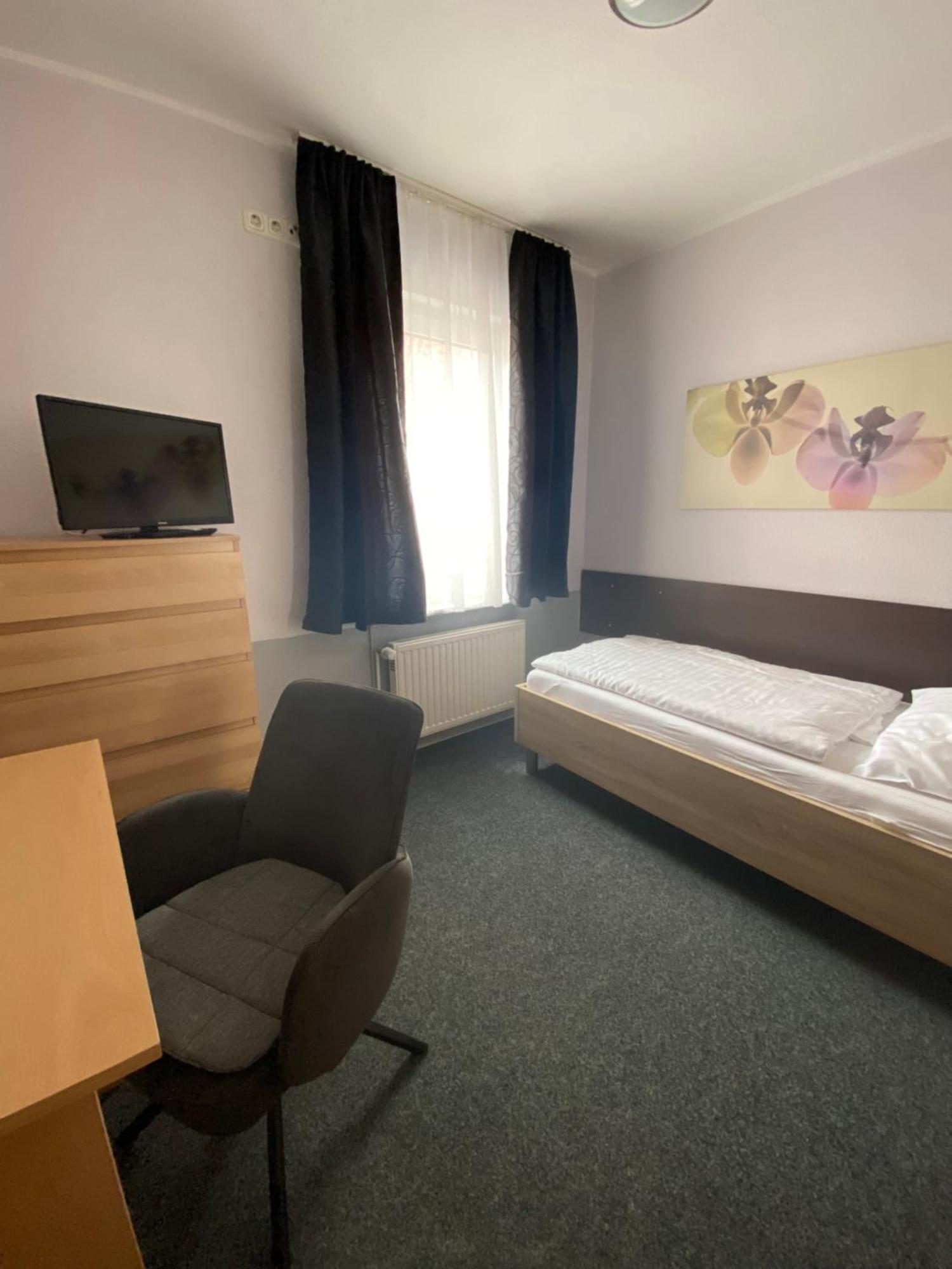Budget Single Room
