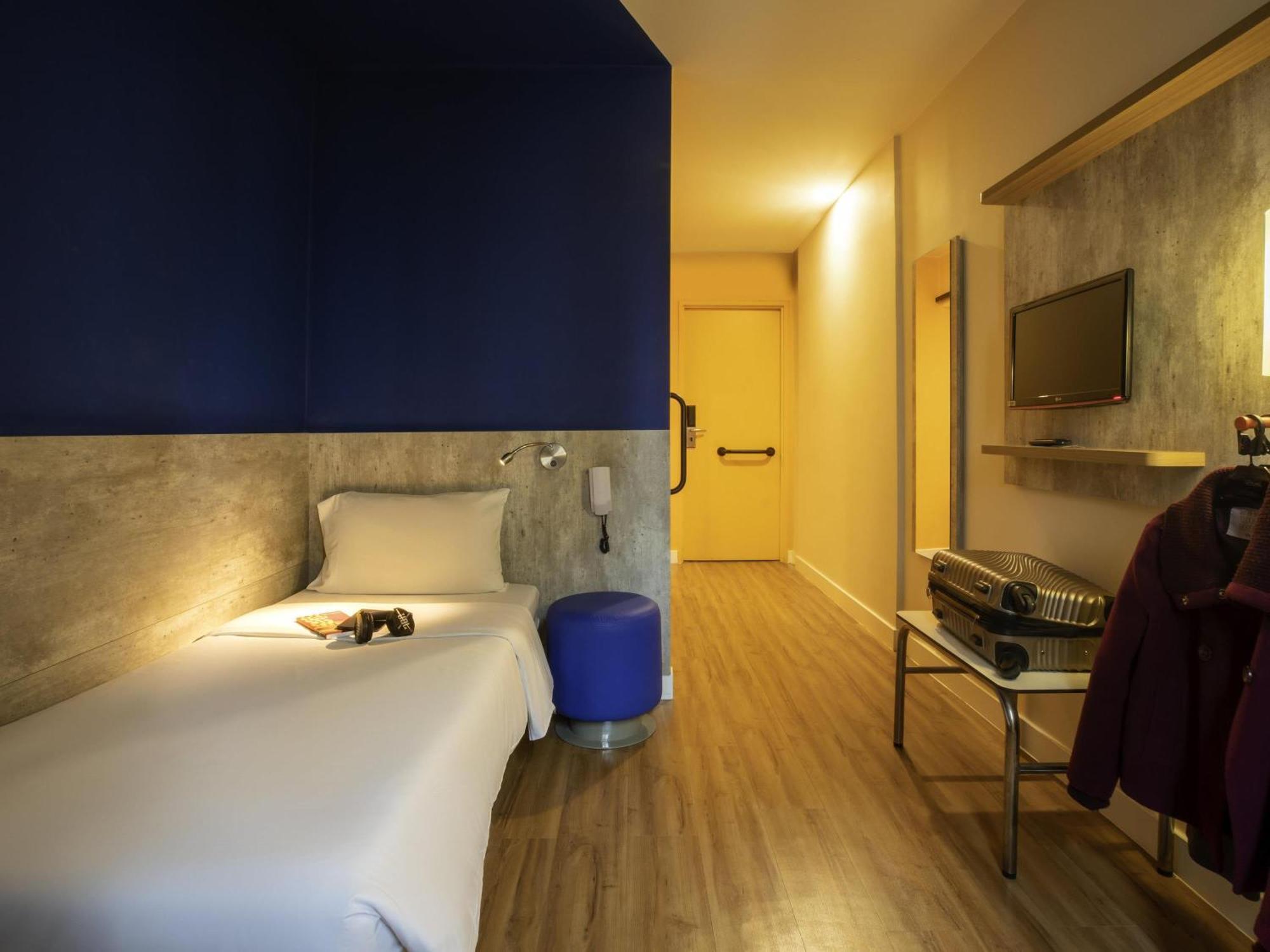 Double Room Mobility Access