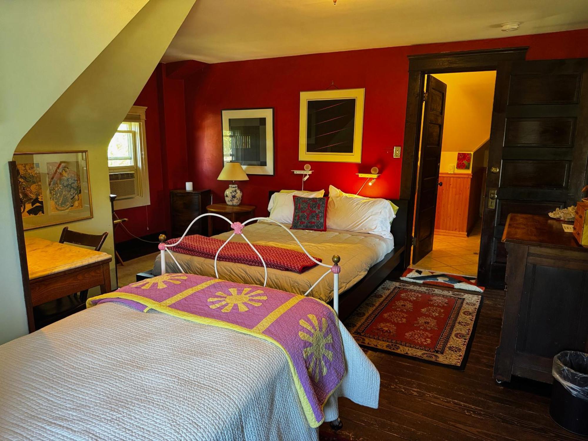 Queen Suite