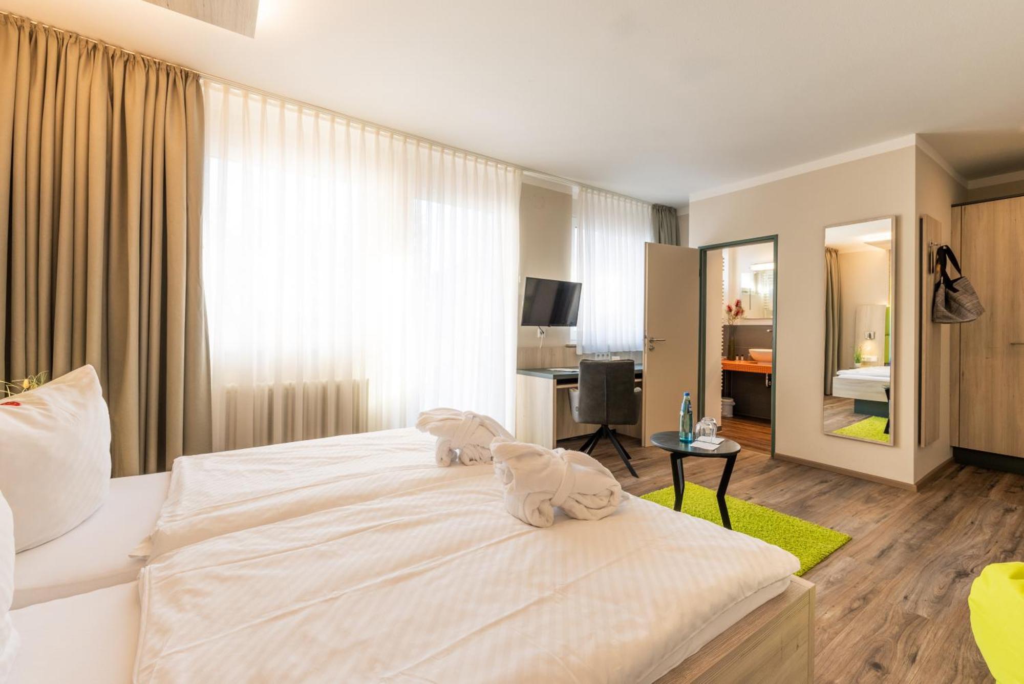 Deluxe Double Room Balcony